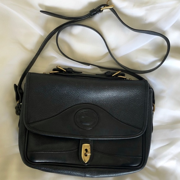 Dooney & Bourke Handbags - Excellent Dooney & Bourke Black Pebble Leather Bag
